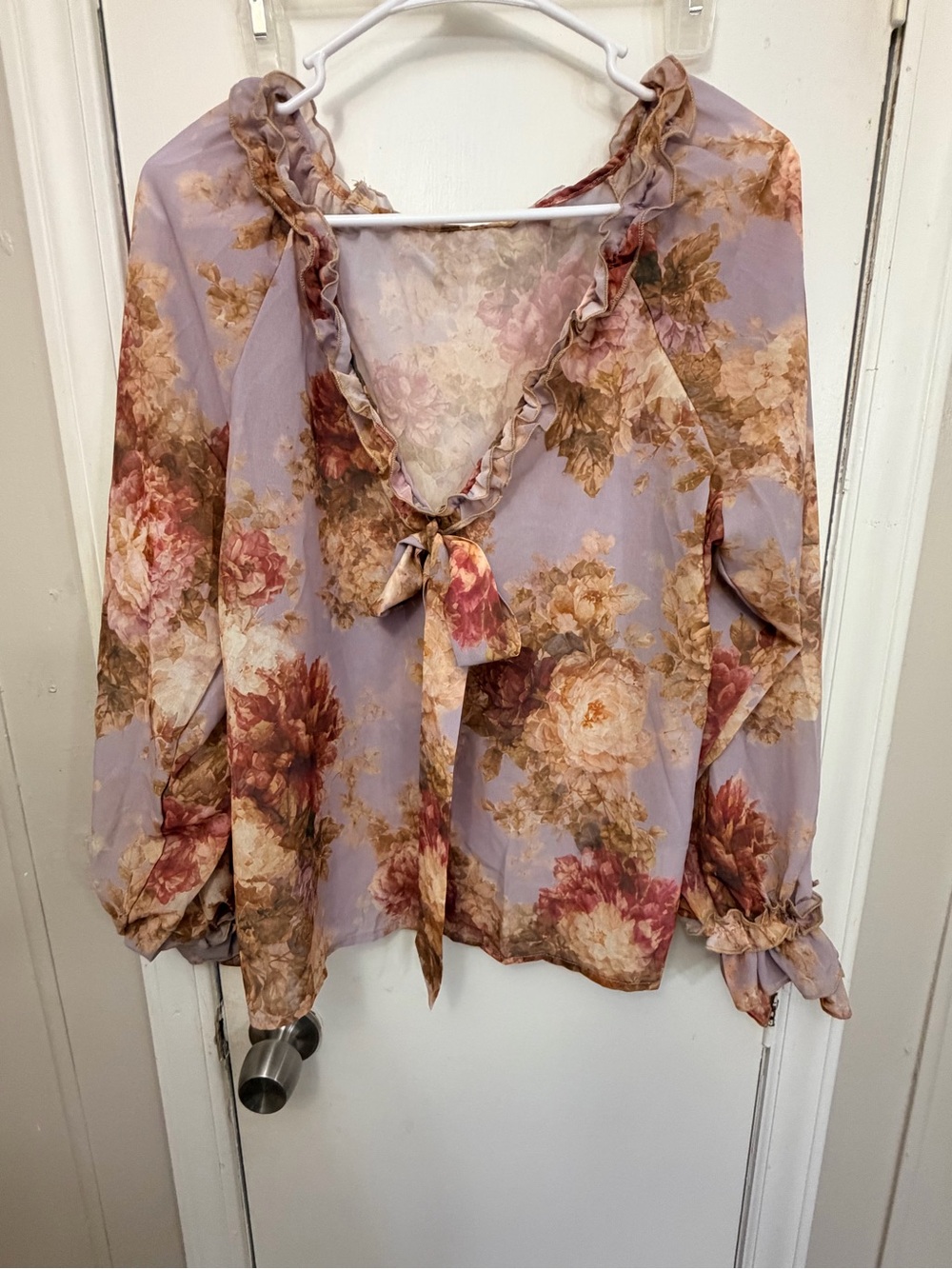 Source Unknown Lavender Floral Ruffle Tie-Front Blouse
